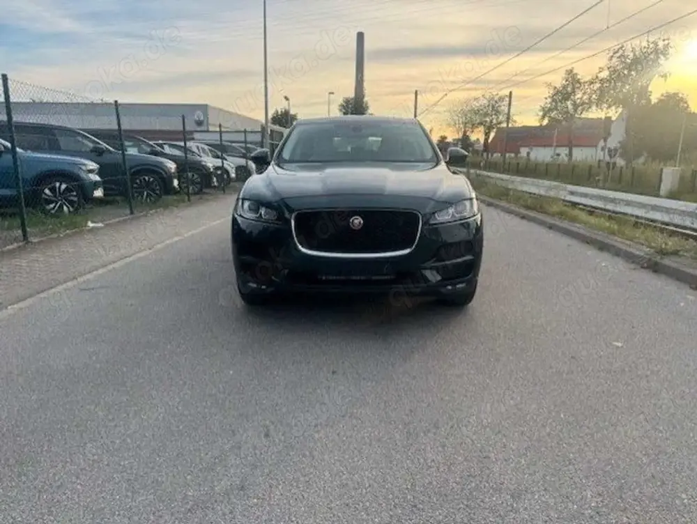 Jaguar F-Pace 30d AWD Prestige Automatik