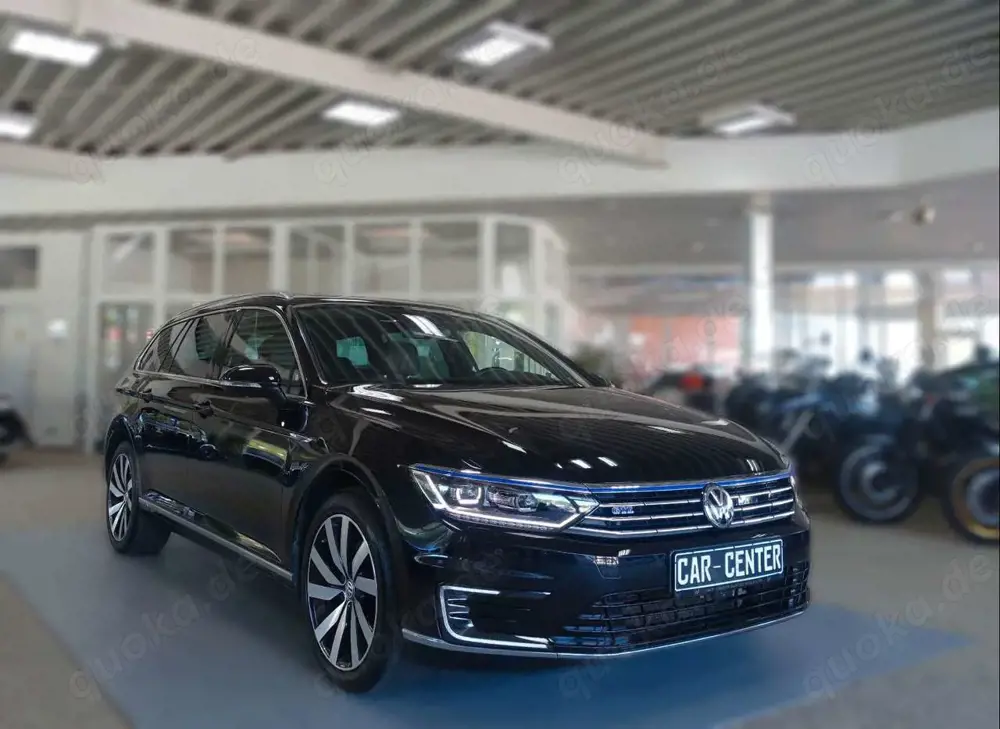 Volkswagen Passat Var. GTE Highline;NAV StndHz PANO HUD KAM