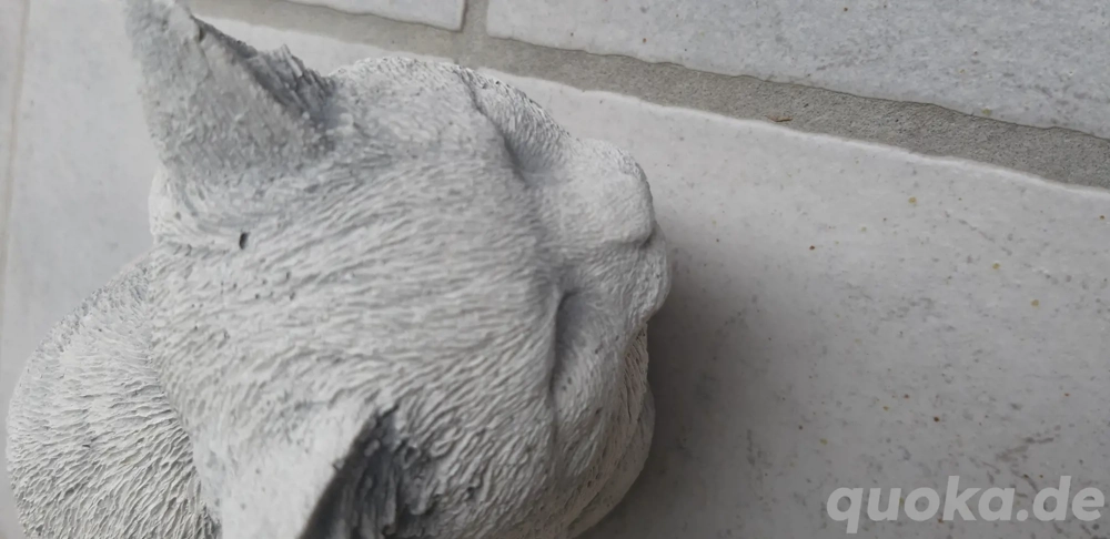 Steinfigur Katze, neuwertig