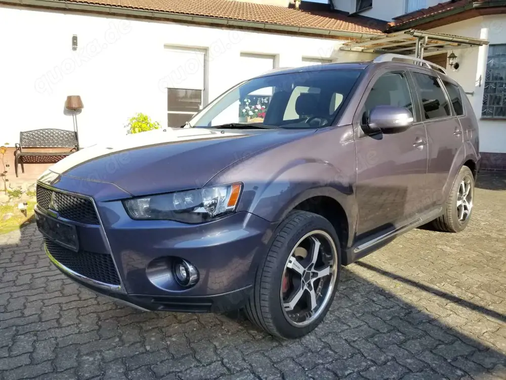 Mitsubishi Outlander Outlander 2.0 2WD Invite - 94 Tkm - AHK - TÜV