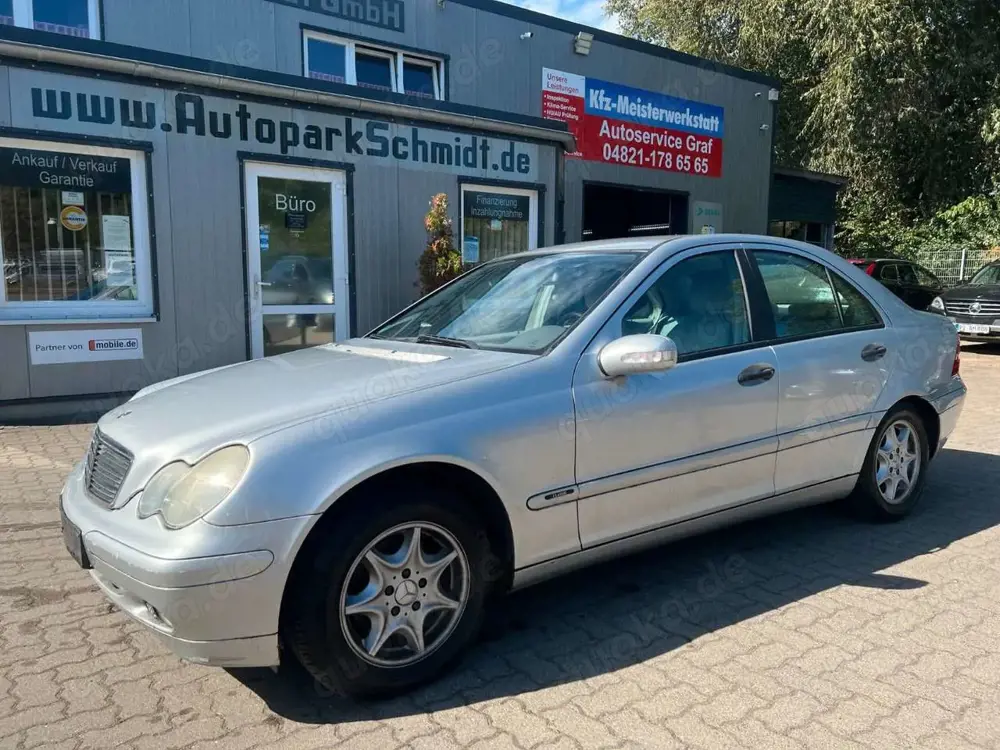 Mercedes-Benz C 200 CDI Lim. AHK°TEMPOM°8xBEREIFT°ALU°KEIN TÜV