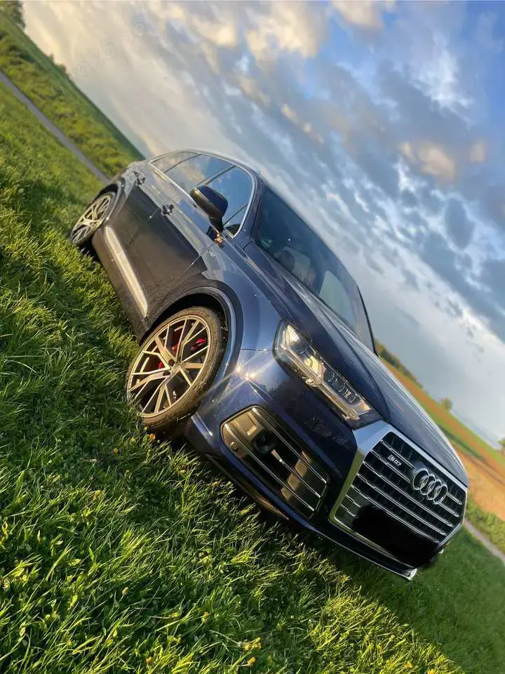 Audi SQ7 4.0 TDI quattro tiptronic