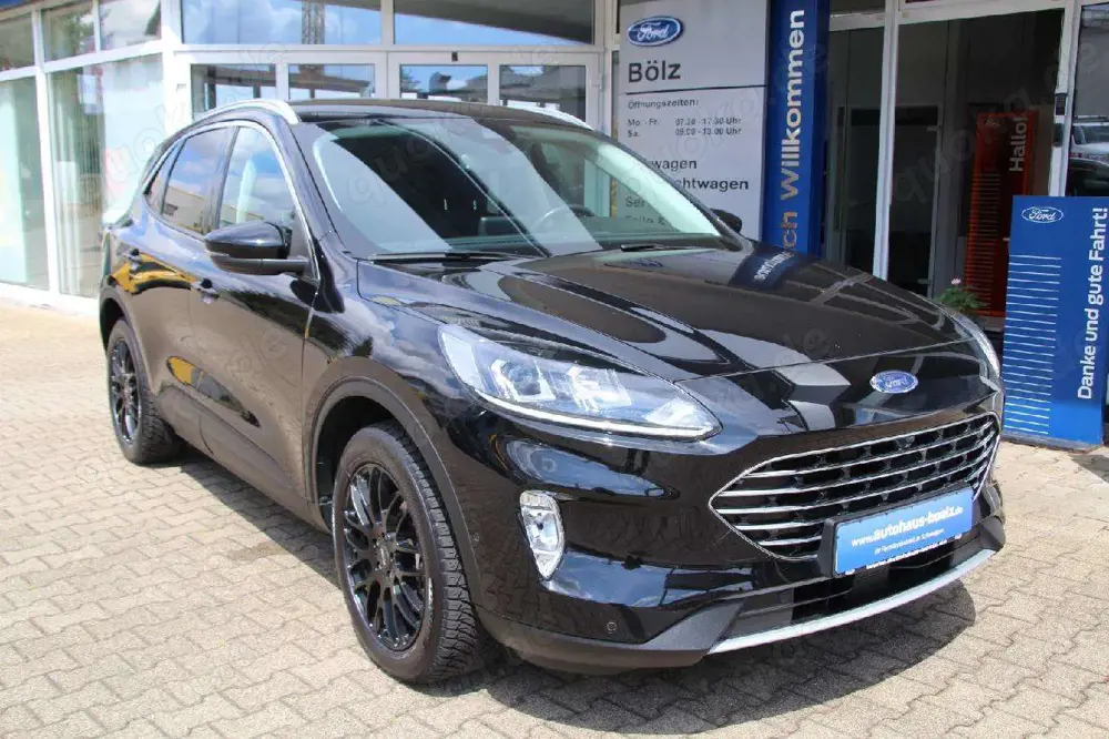 Ford Kuga Plug-In Hybrid Titanium