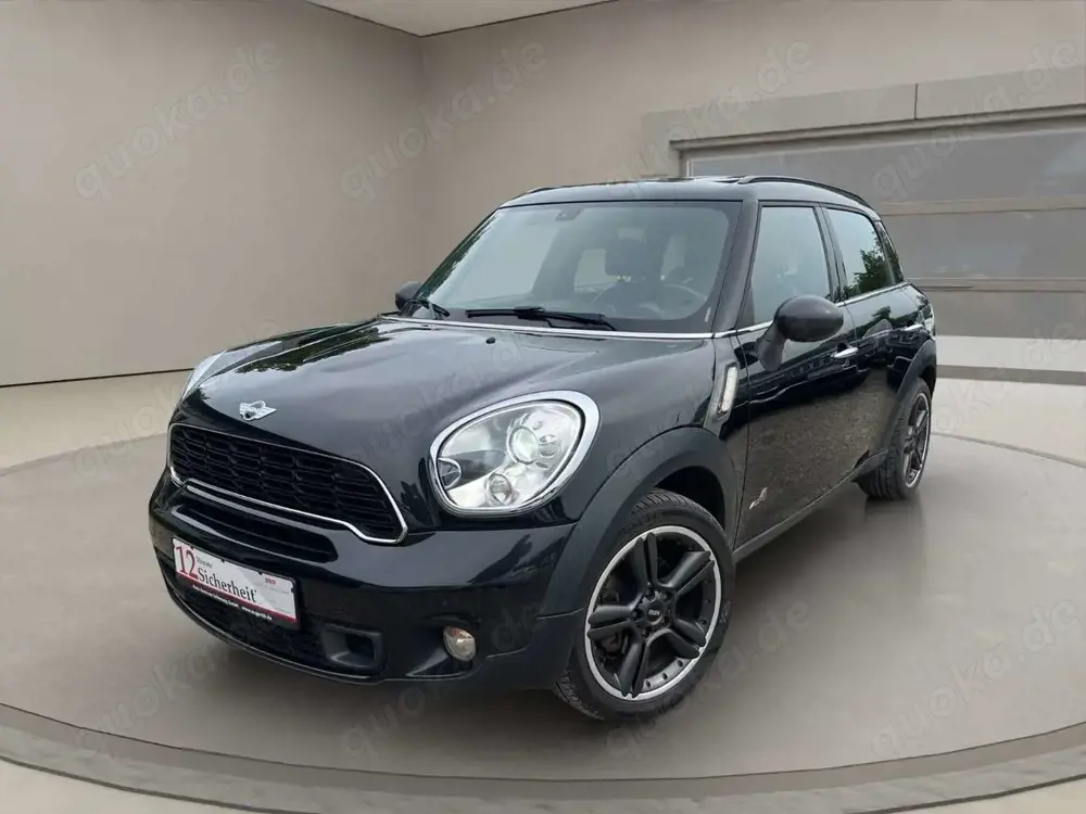 MINI Cooper SD COOPER SD Chilli Red Hot Countryman All4 Xenon