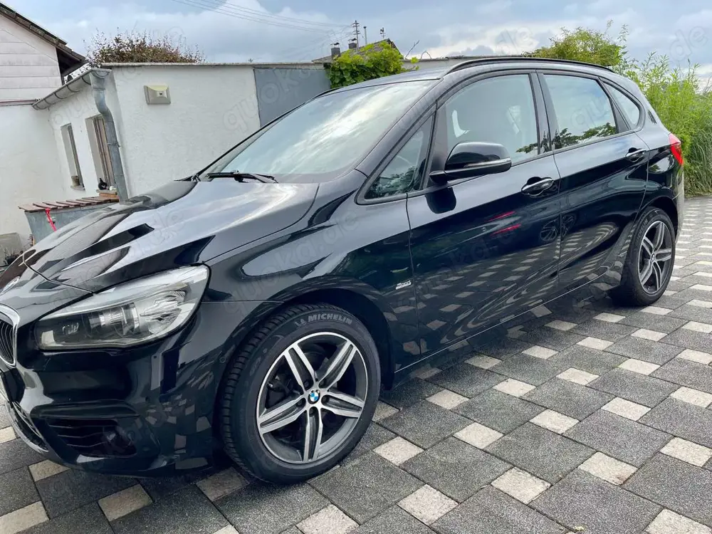 BMW 218 218d Gran Tourer xDrive Sport Line