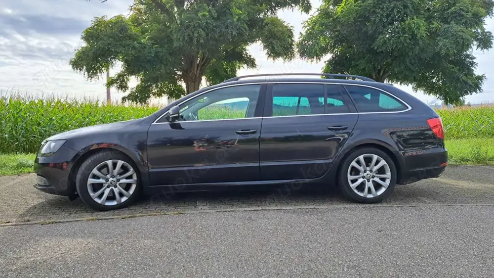 Skoda Superb Superb Combi 2.0 TDI DSG Ambition