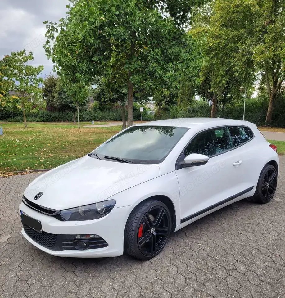 Volkswagen Scirocco 2.0 TSI 147