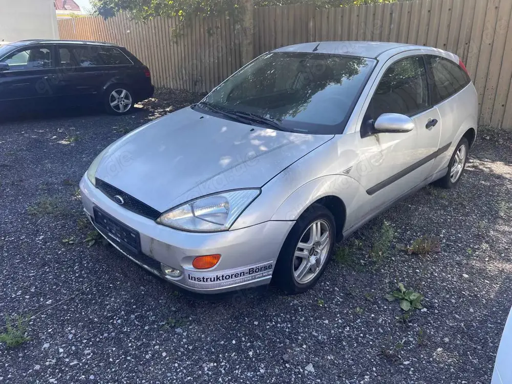 Ford Focus Trend / Ersatzteil-Spender / ohne Papiere