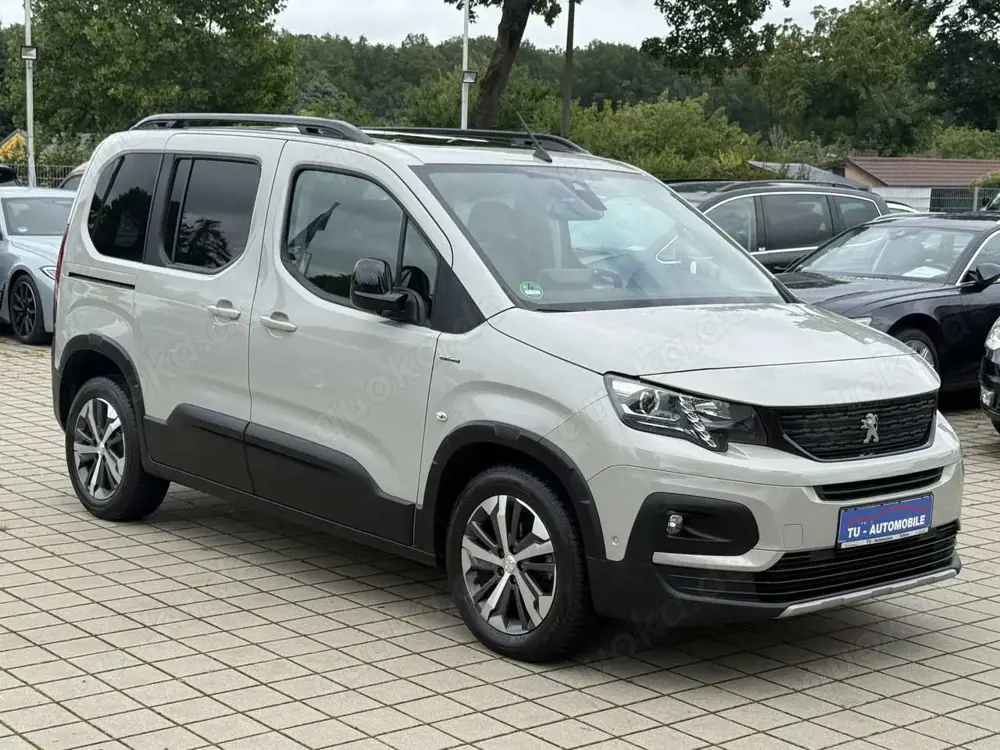 Peugeot Rifter Rifter GT LINE PureTech 130 L1 Aut. PANO-RKAM-NAVI