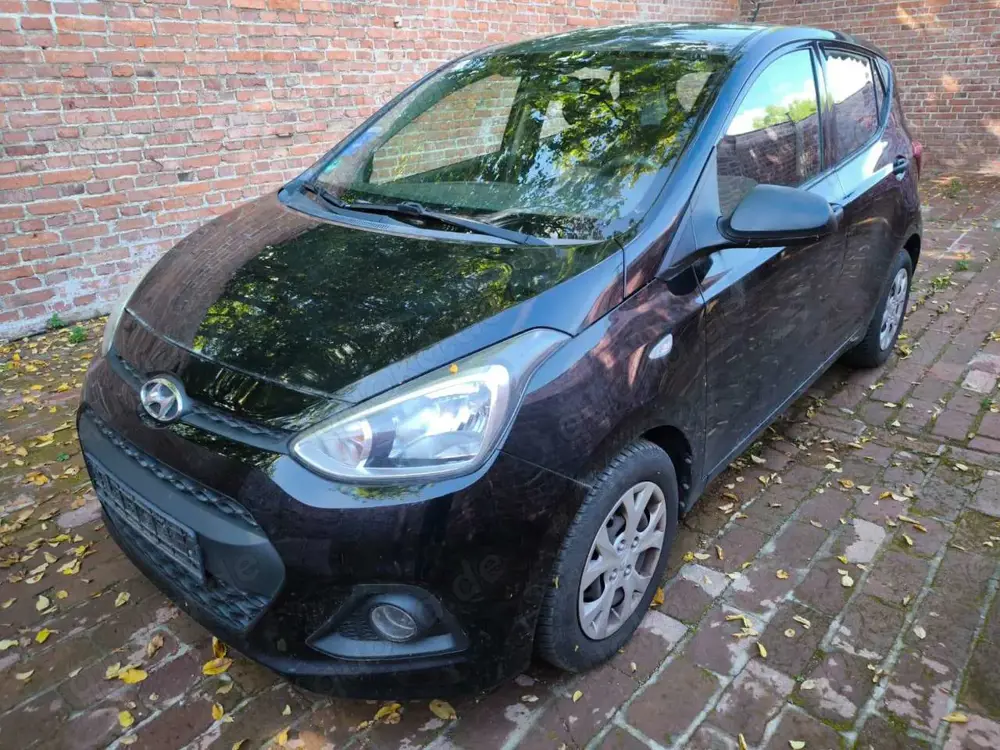 Hyundai i10 Classic 1.0i Scheckheft