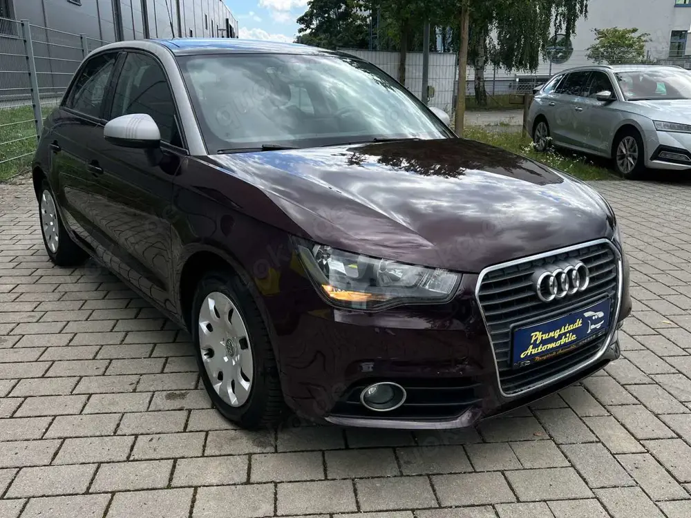 Audi A1 ambition/1Hand/Panorama/AHK Kupplung/Grosschiebeda