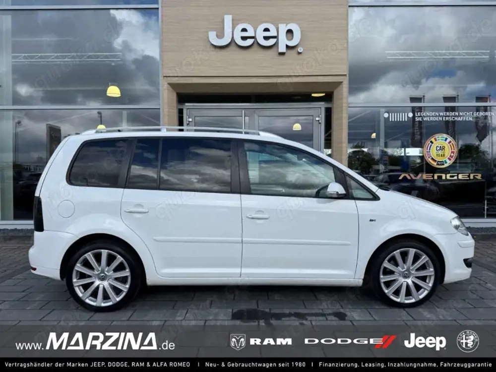 Volkswagen Touran R-Line 2.0 TDI DPF Sportpaket Leder Bi-Xenon Dyn.