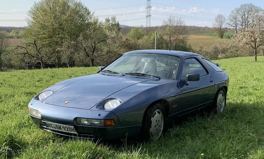 Porsche 928 S 4