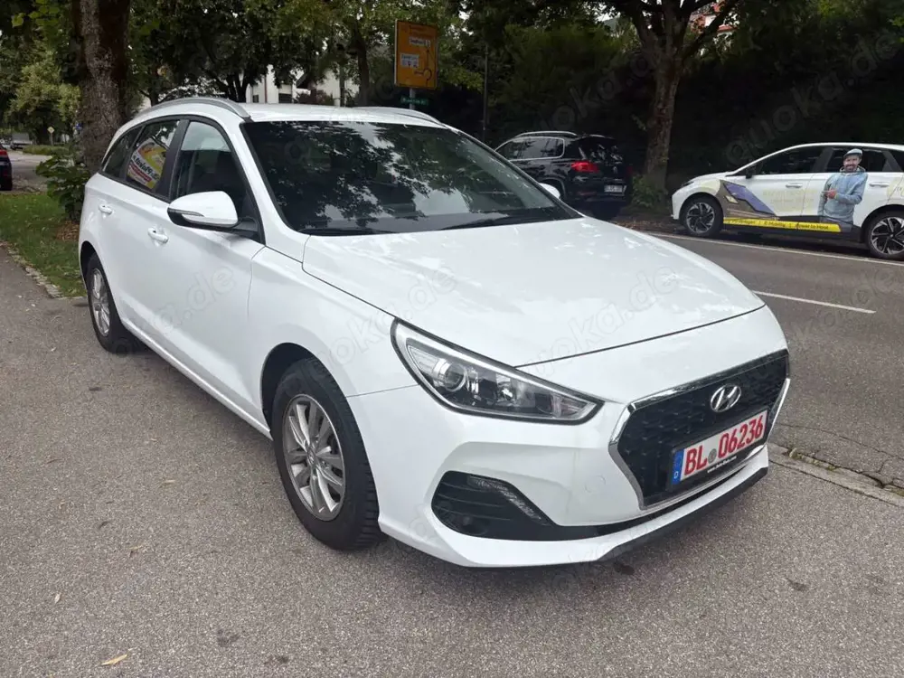 Hyundai i30 cw Select Euro 6 Alu TÜV /AU Neu