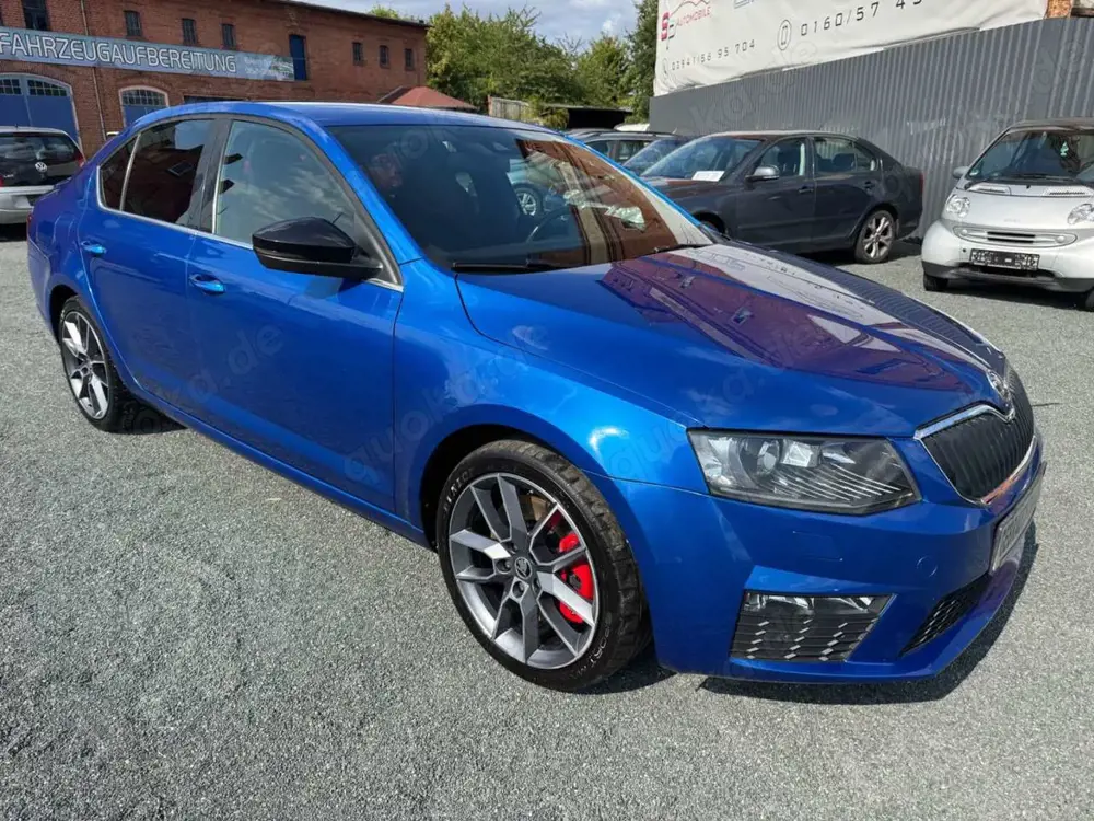 Skoda Octavia Lim 2.0 TDI RS-ACC-Navi-CANTON-Bi-Xenon