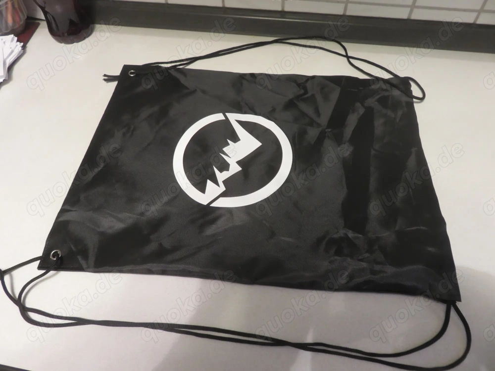 Turnbeutel als Rucksack zum Umhängen zu verschenken