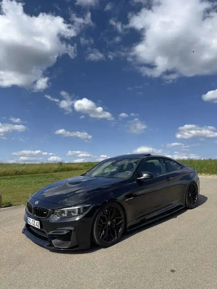 BMW M4 Coupe DKG