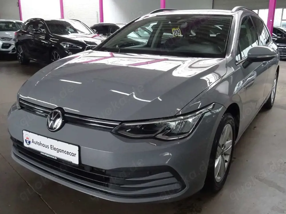 Volkswagen Golf 8 2.0 TDI Life*AHK*ACC*ASSISTENTEN*