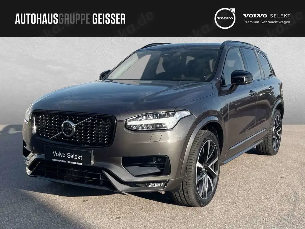 Volvo XC90 B5 AWD Plus Dark 7-Sitzer  AHK ACC BLIS