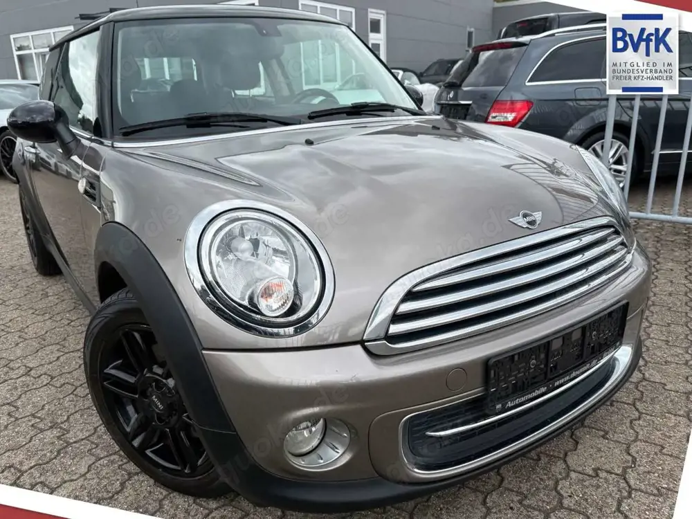 MINI Cooper Pepper-Paket, Sportsitze, Panorama..