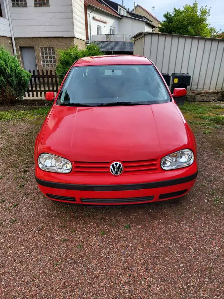 Volkswagen Golf 1.6