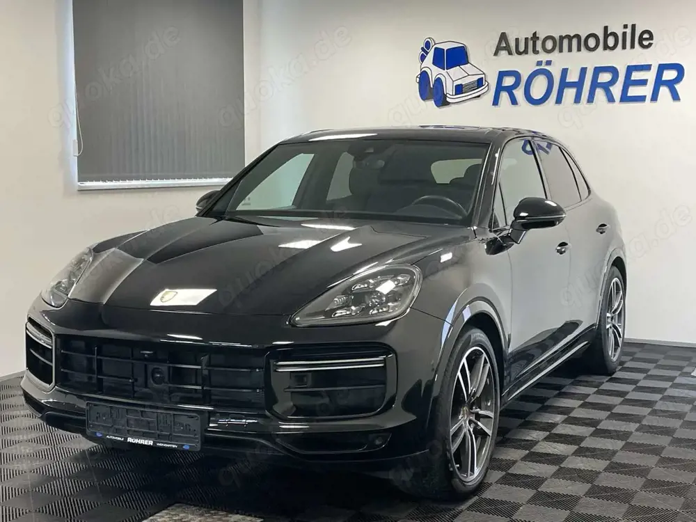 Porsche Cayenne Turbo Matrix Pano Allradlenkung ACC AHK