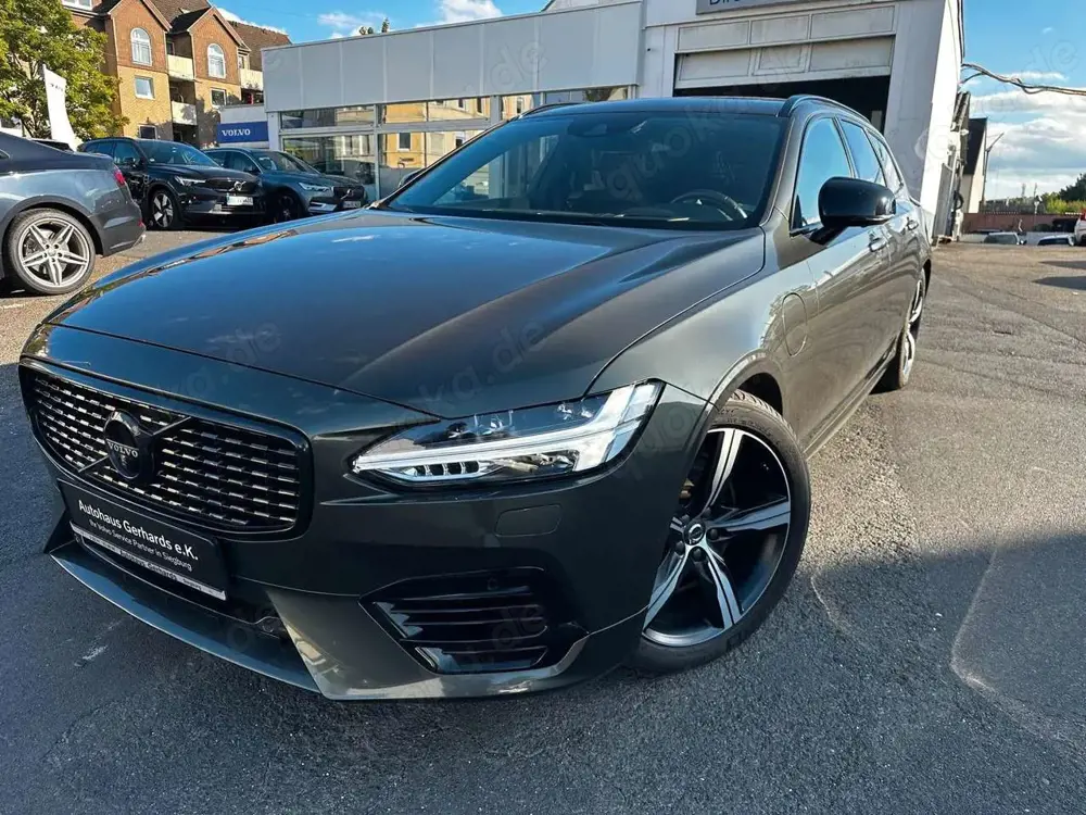 Volvo V90 T8 AWD R-Design,Pano,360°, AHK, HK, Head-UP Volvo V90 T8 AWD R-Design,Pano,360°, AHK, HK, Head-UP