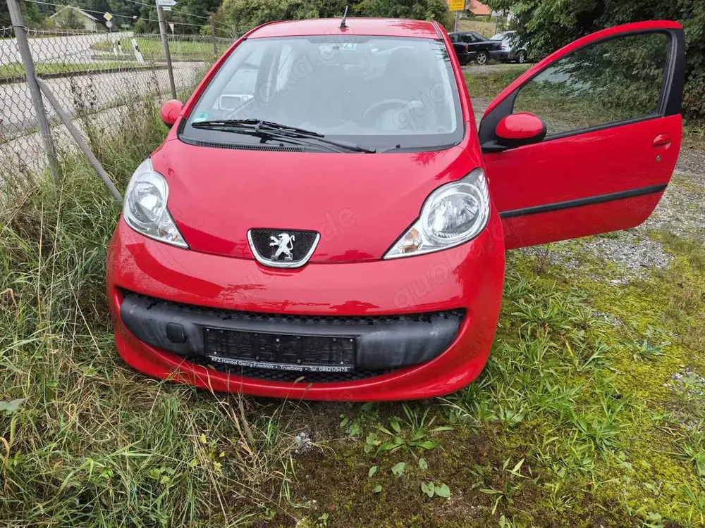Peugeot 107 107  3-Türer 70 Petit Filou