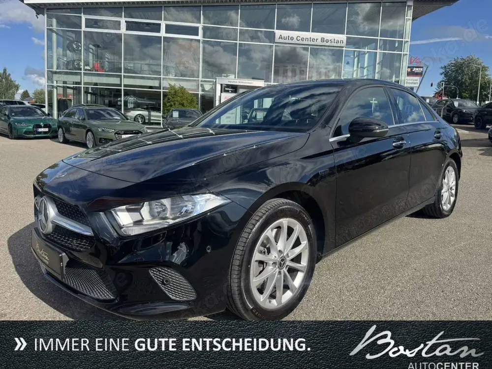 Mercedes-Benz A 250 e/NAVI/KAMERA/LEDER/TOTER WINKEL/VIRTUAL