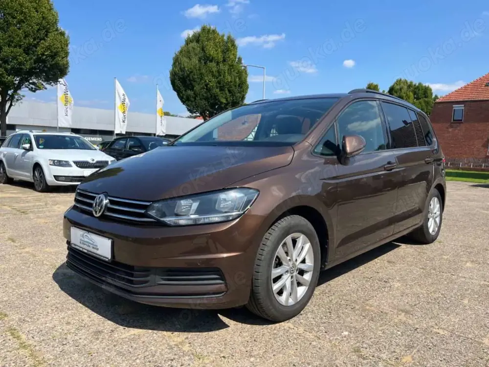Volkswagen Touran 2.0 TDI Scheckheft,Panorama-Dach,TÜV NEU