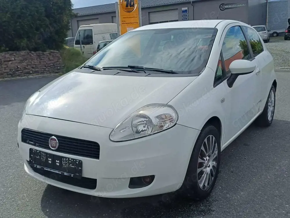 Fiat Grande Punto 1.4 16V Racing,95PS,6Gang,Klima,CD,NSW,EFH