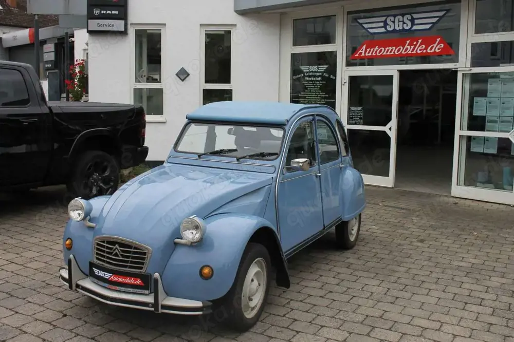Citroen 2CV mit H-Kennzeuchen