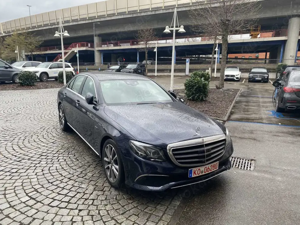 Mercedes-Benz E 350 e, Business Plus Paket, Panora. Multibeam-LED