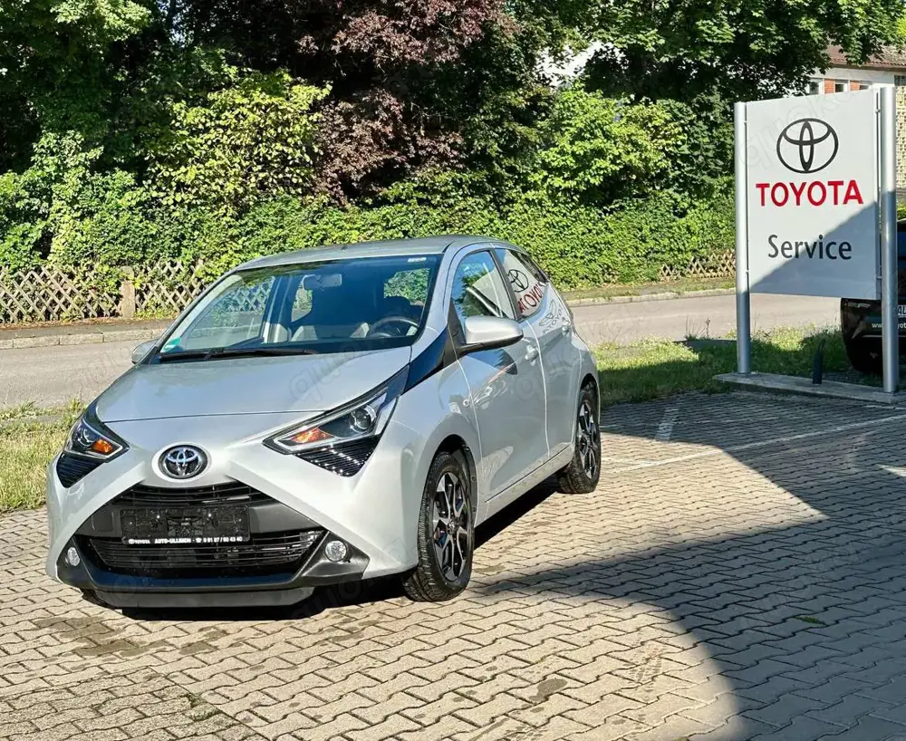 Toyota Aygo x-play connect Relax-Garantie bis 2034 möglich