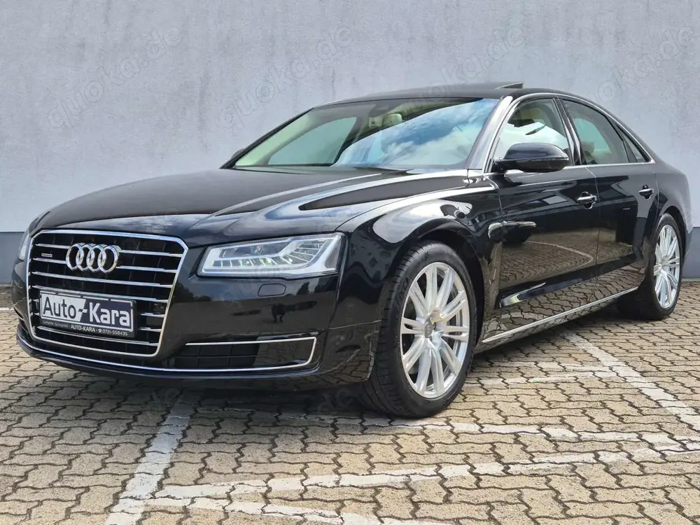 Audi A8 4.0 TFSI quattro*V8*20"*BOSE*Navi*LED*Schiebedach*