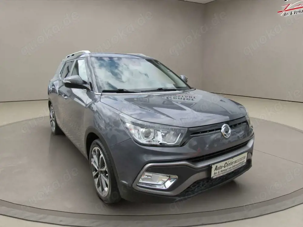 SsangYong Tivoli 1.6 e-XGi 160 SAPPHIRE 2WD, NAVI, AHK..