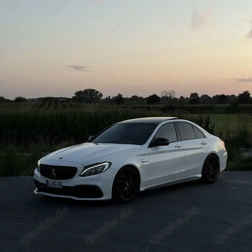 Mercedes-Benz C 63 AMG Speedshift 7G-MCT