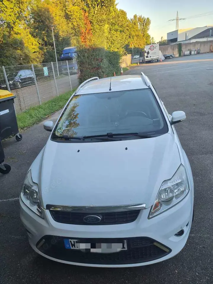 Ford Focus Turnier 1.8 White Magic