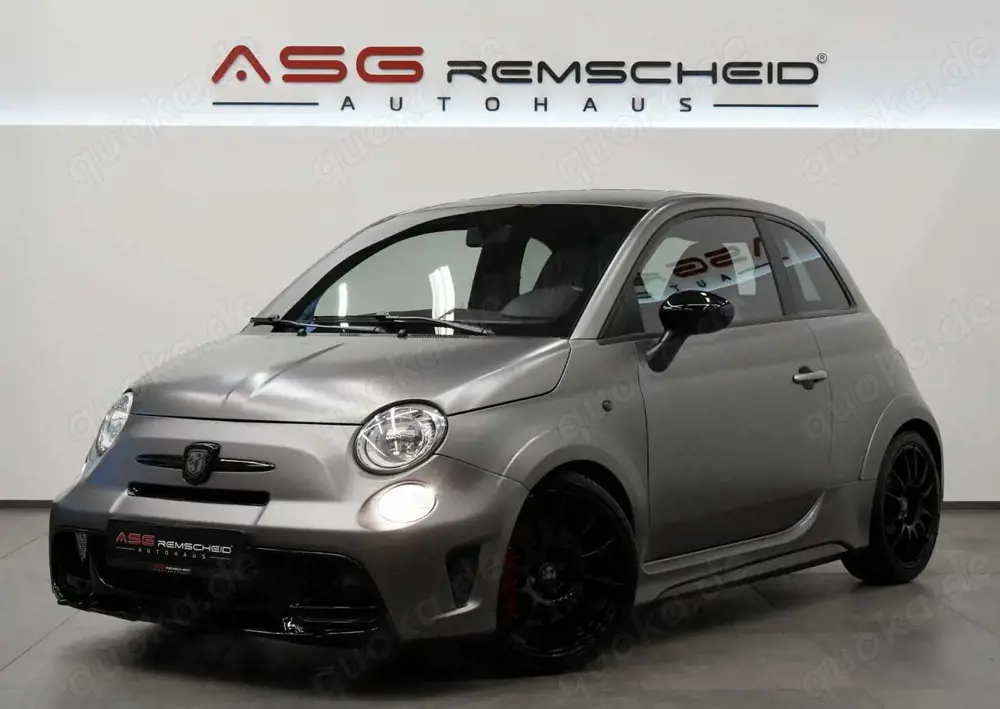 Abarth 695 Biposto*Schale *Carbon *Akra *Brembo