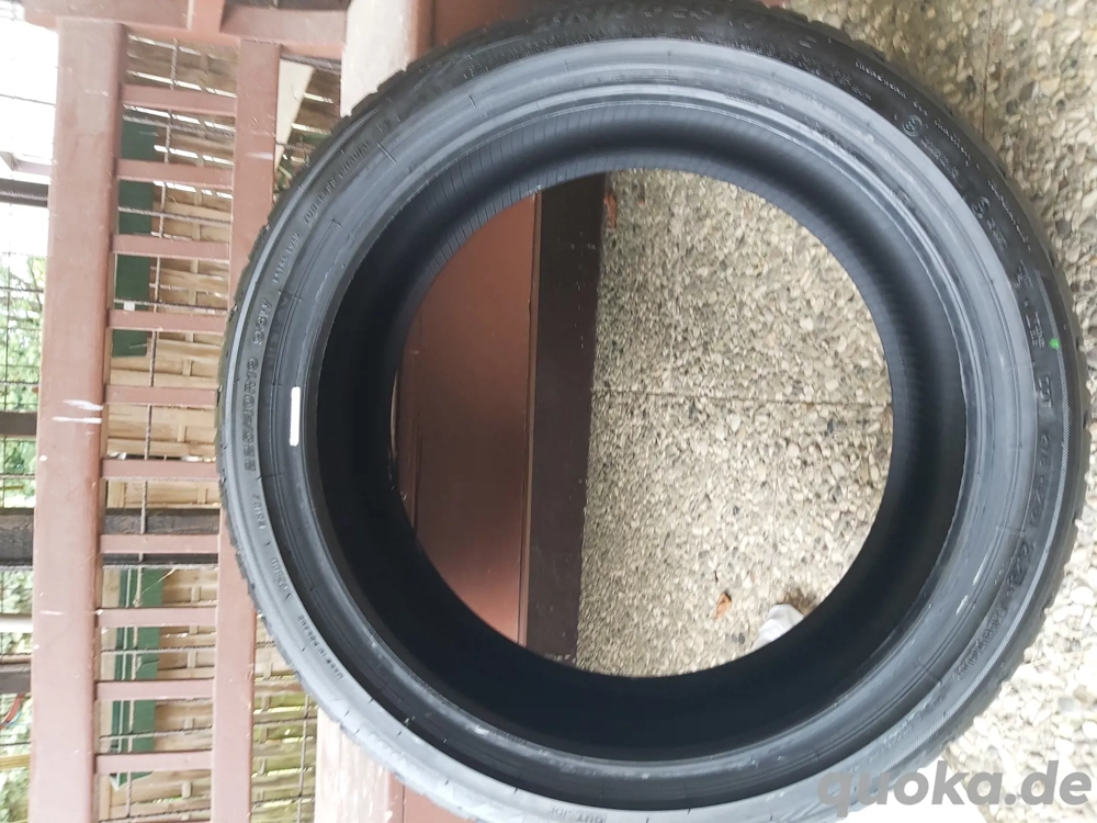 4x Neue Sommerreifen 225 40 R19  93w