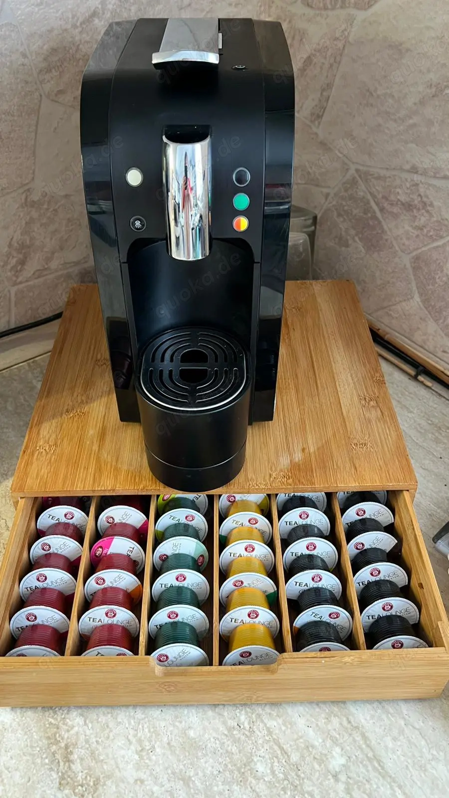 Tealounge neuwertig mit Kapselkiste und diversen Teesorten