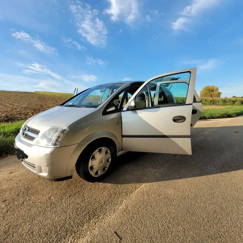 Opel Meriva 1.6 16V (Essentia)