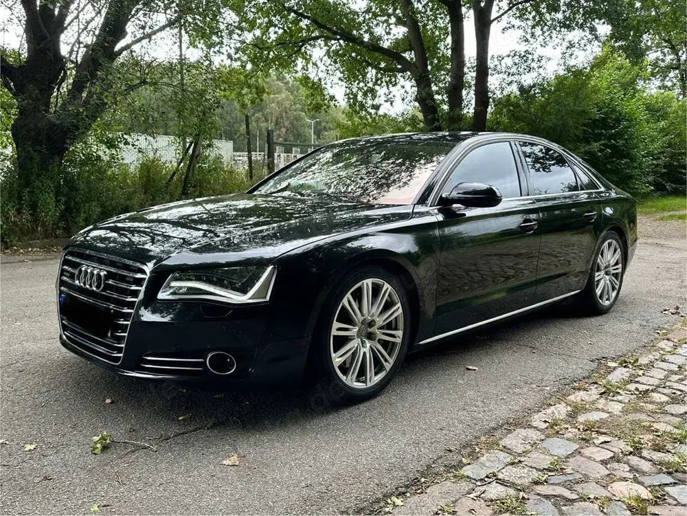 Audi A8 4.2 TDI DPF quattro tiptronic