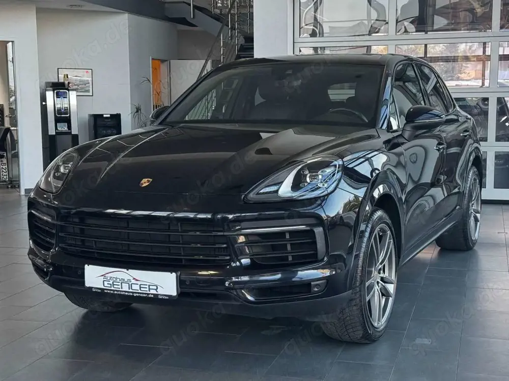 Porsche Cayenne 3.0 V6 "LED/Pano/R-Kamera/Klima/PDC"