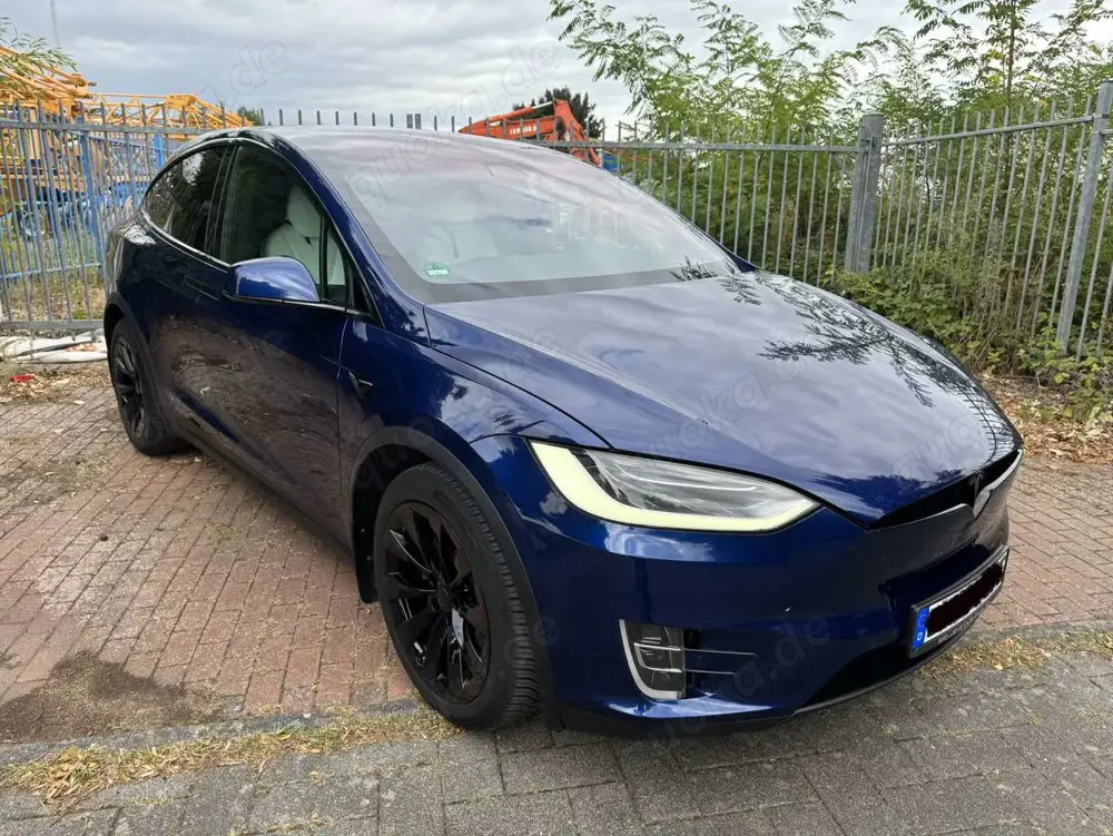Tesla Model X Signature P90D Allradantrieb