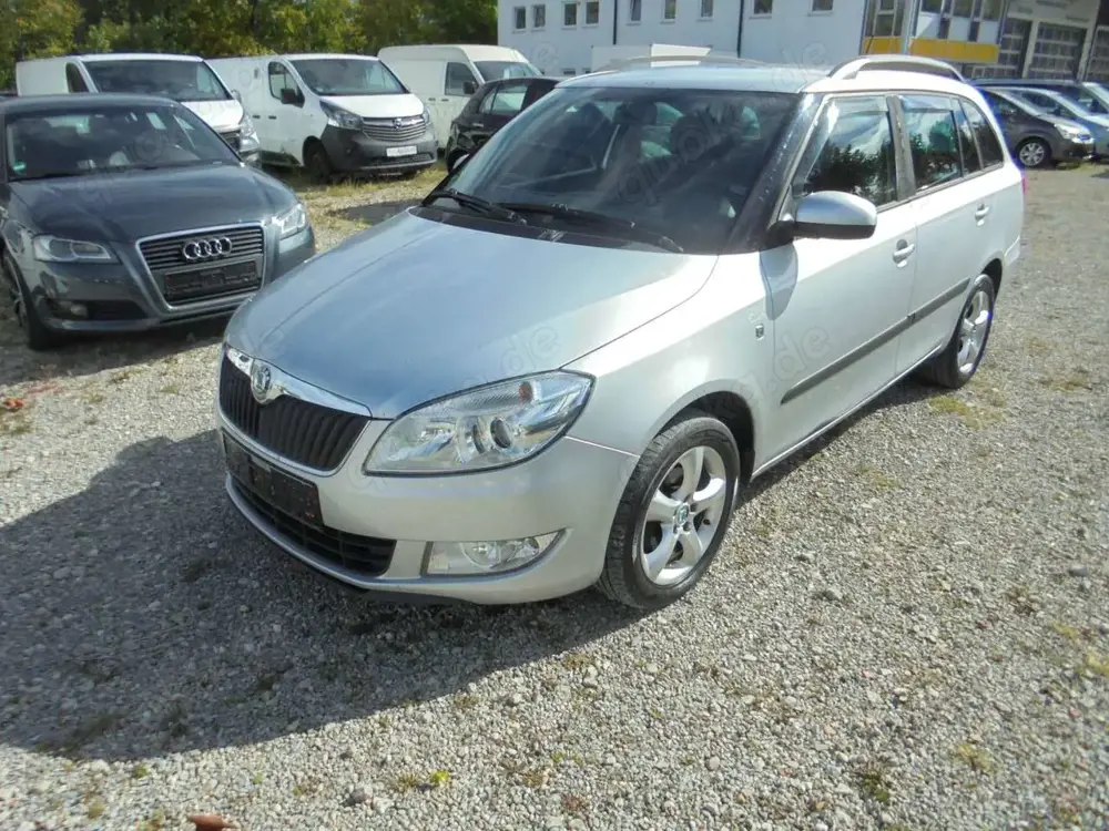 Skoda Fabia Combi Family 1.6 TDI ~ Tüv und Service Neu