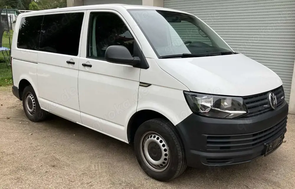 Volkswagen T6 Kombi Kombi 9 Sitze Klima AHK 8x Räder