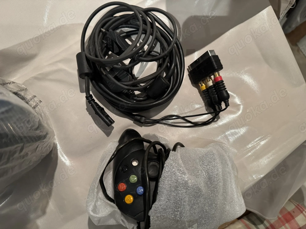 XBOX mit Spiele und Zubehör
