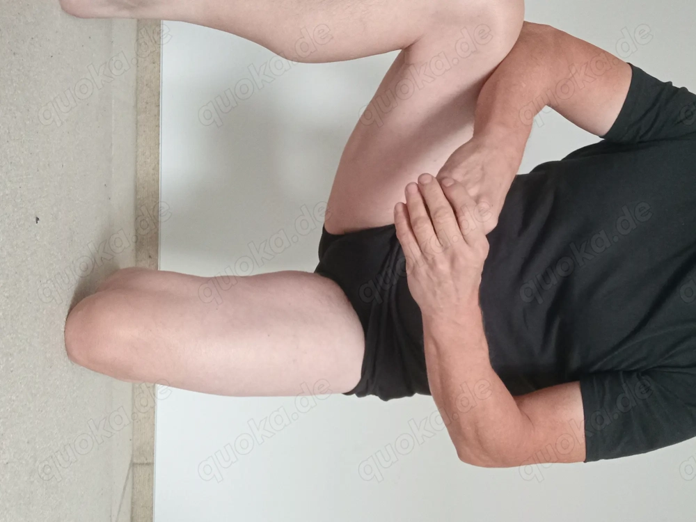 Reifer Er sucht reife Sie . . .  Reifer Er sucht reife Sie . . .