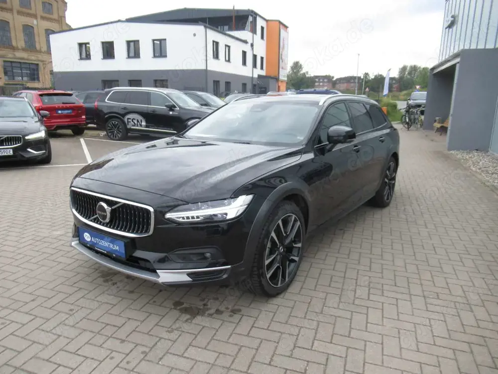 Volvo V90 Cross Country B5 Benzin AWD Ultimate